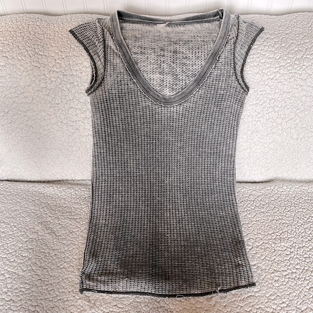 Free People waffle v-neck S